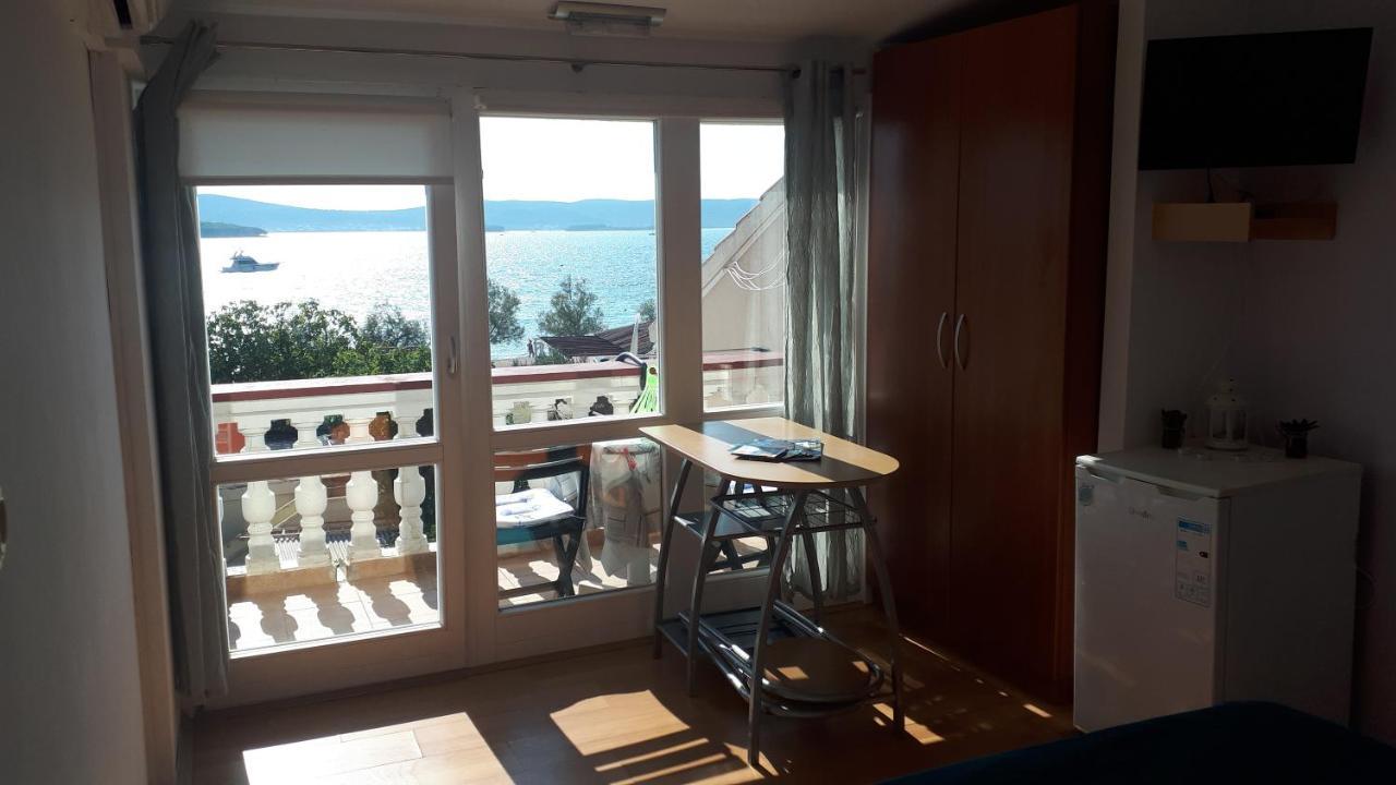 Sobe Rolo Uz More Hotel Biograd Na Moru Eksteriør billede